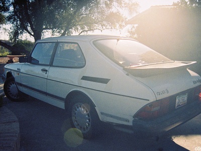 Saab 900 (classic)
