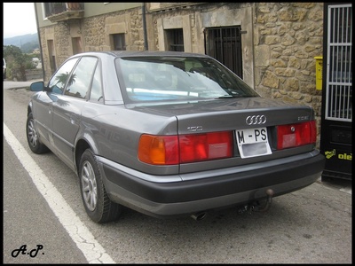 Audi 100