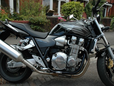 CB1300