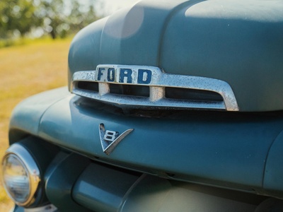 Ford V8