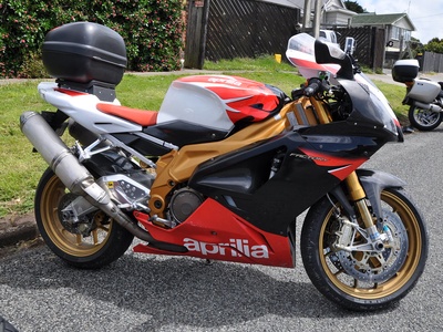 RSV1000R