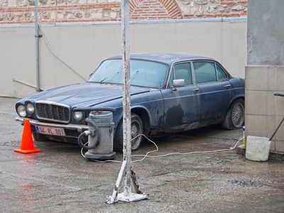 XJ12