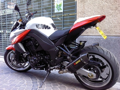 Z1000