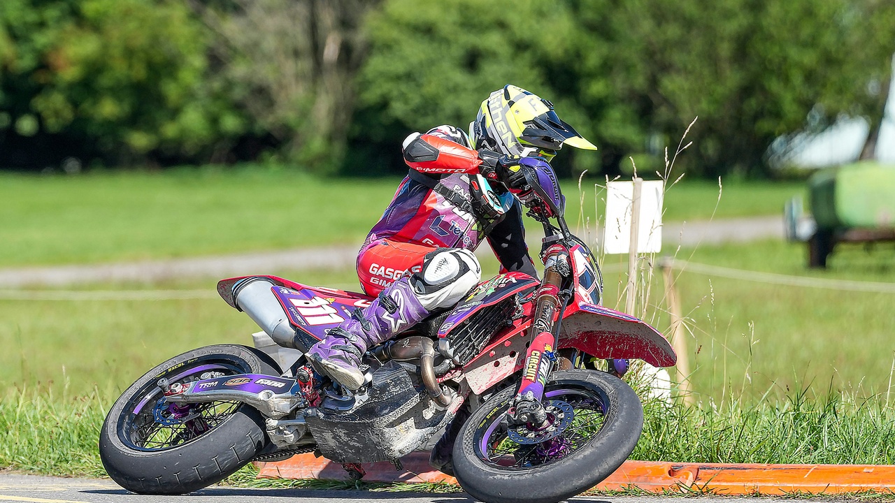 Supermoto cornering on asphalt