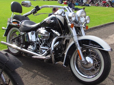 Softail Deluxe (FLSTN)